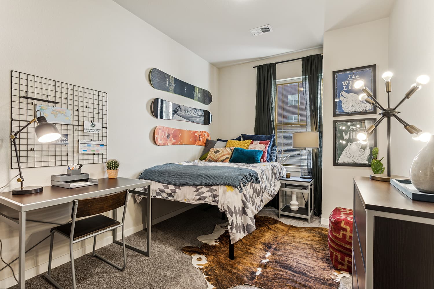 Bedroom-02-Stadium-Apartments-Fort-Collins-CO-12