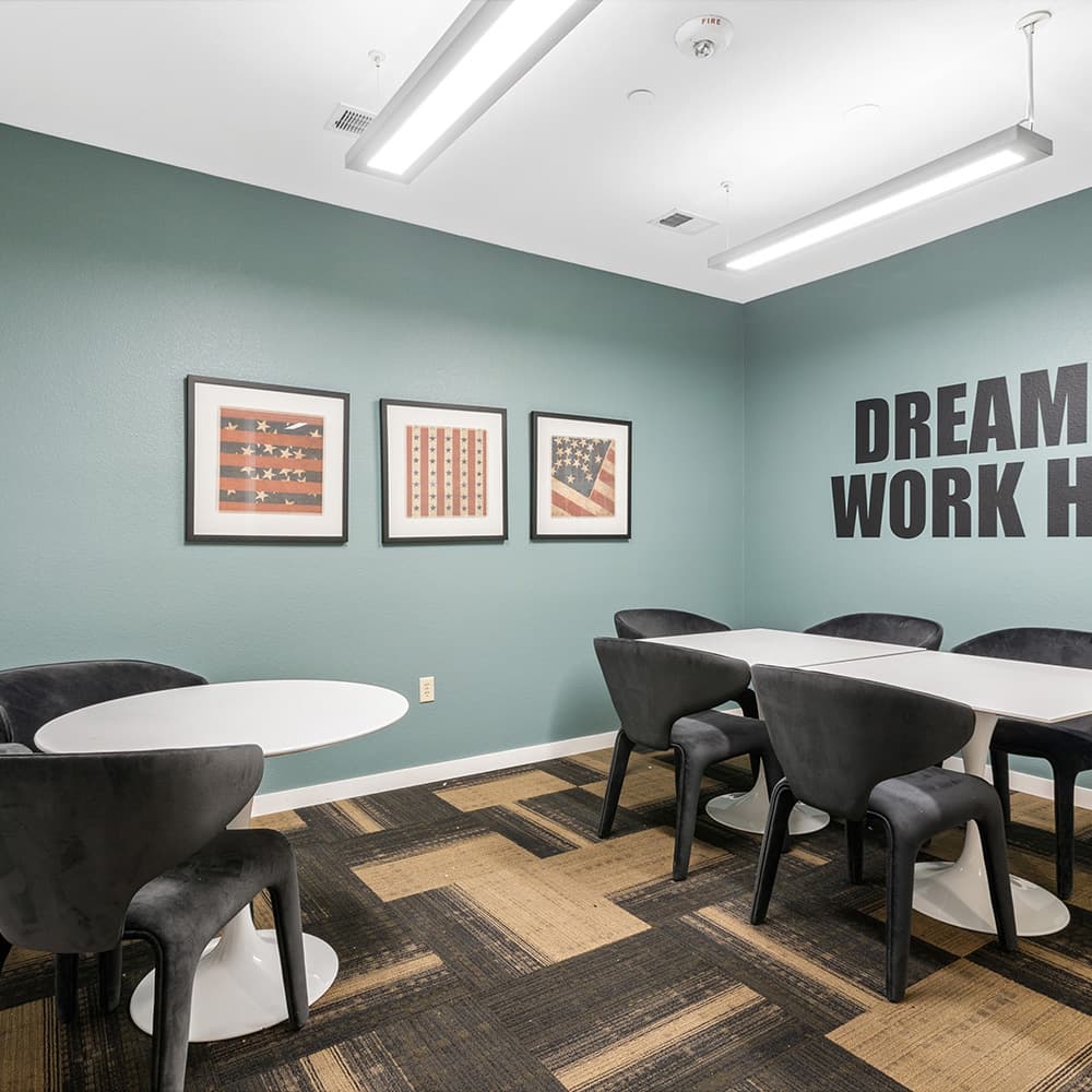 Business-Center-02-Stadium-Apartments-Fort-Collins-CO-12