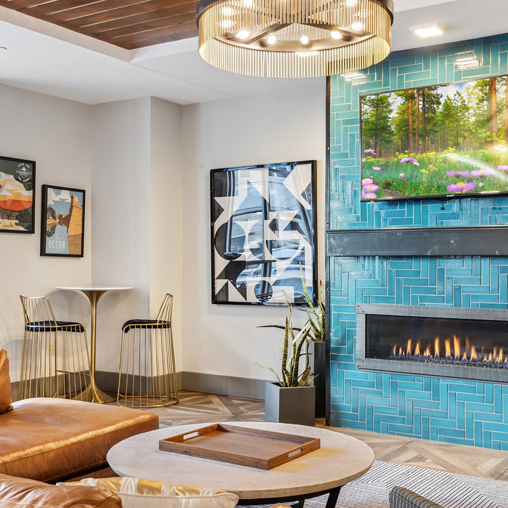 Clubhouse-02-Stadium-Apartments-Fort-Collins-CO-12