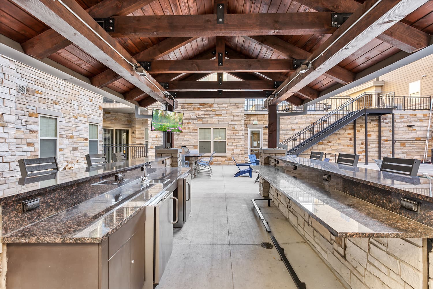 Grilling-Station-02-Stadium-Apartments-Fort-Collins-CO-12